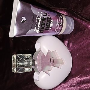 Ariana Grande parfume and lotion